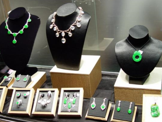 璀璨盛宴，共賞瑰寶——2014年第19屆濟(jì)南國(guó)際珠寶玉石首飾展覽會(huì)盛大啟幕